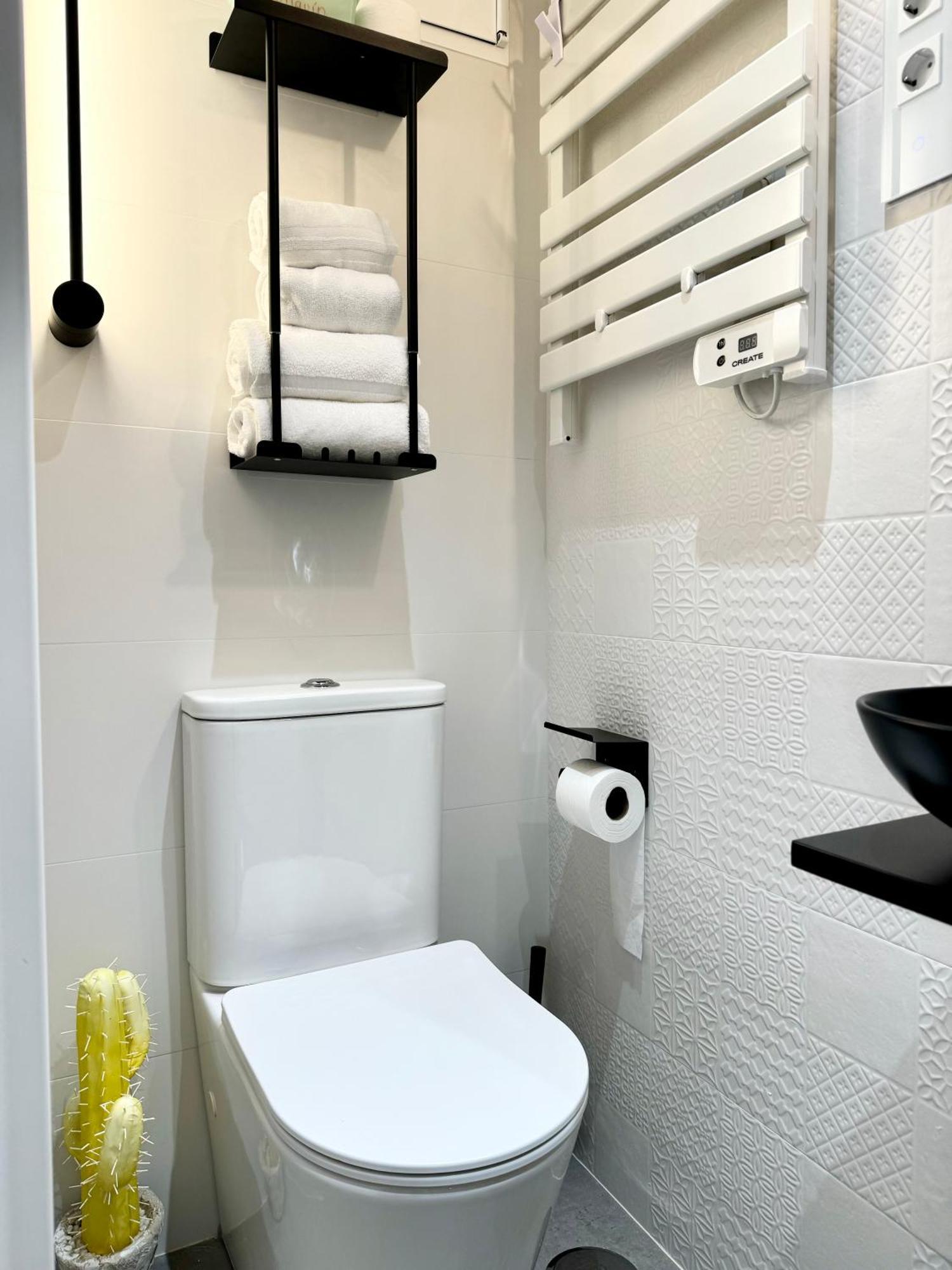 Luxury Flat City Center Full Equipe Non Touristic Madrid Bagian luar foto