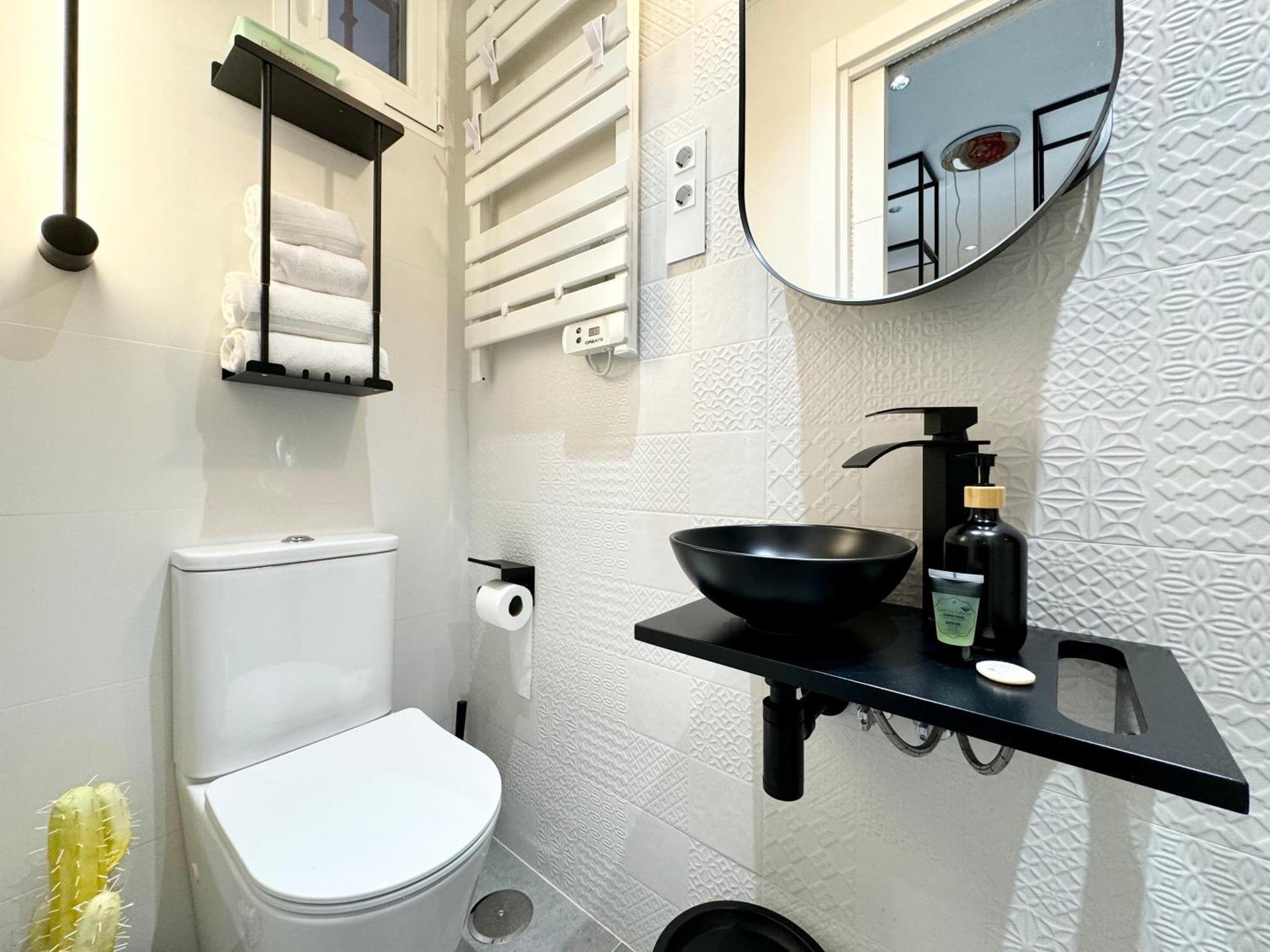Luxury Flat City Center Full Equipe Non Touristic Madrid Bagian luar foto