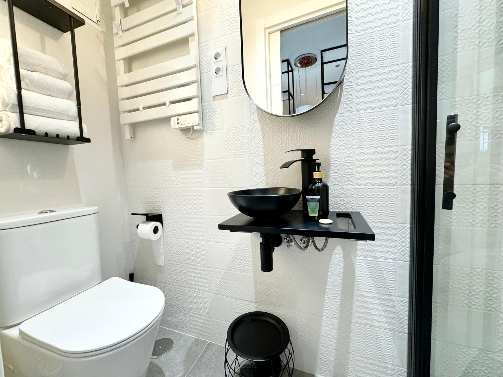 Luxury Flat City Center Full Equipe Non Touristic Madrid Bagian luar foto